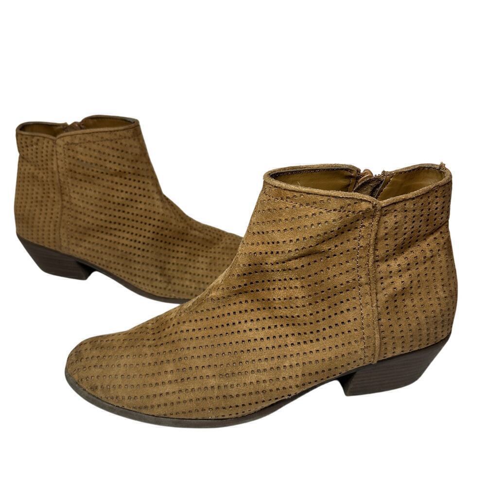 Brown Size 9 Ankle Booties Perforated Faux Suede Cowboy Carter Western